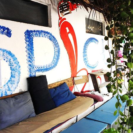 Hostel Spicy23 - M' Pai Bay Preăh Sihanŭk Zewnętrze zdjęcie