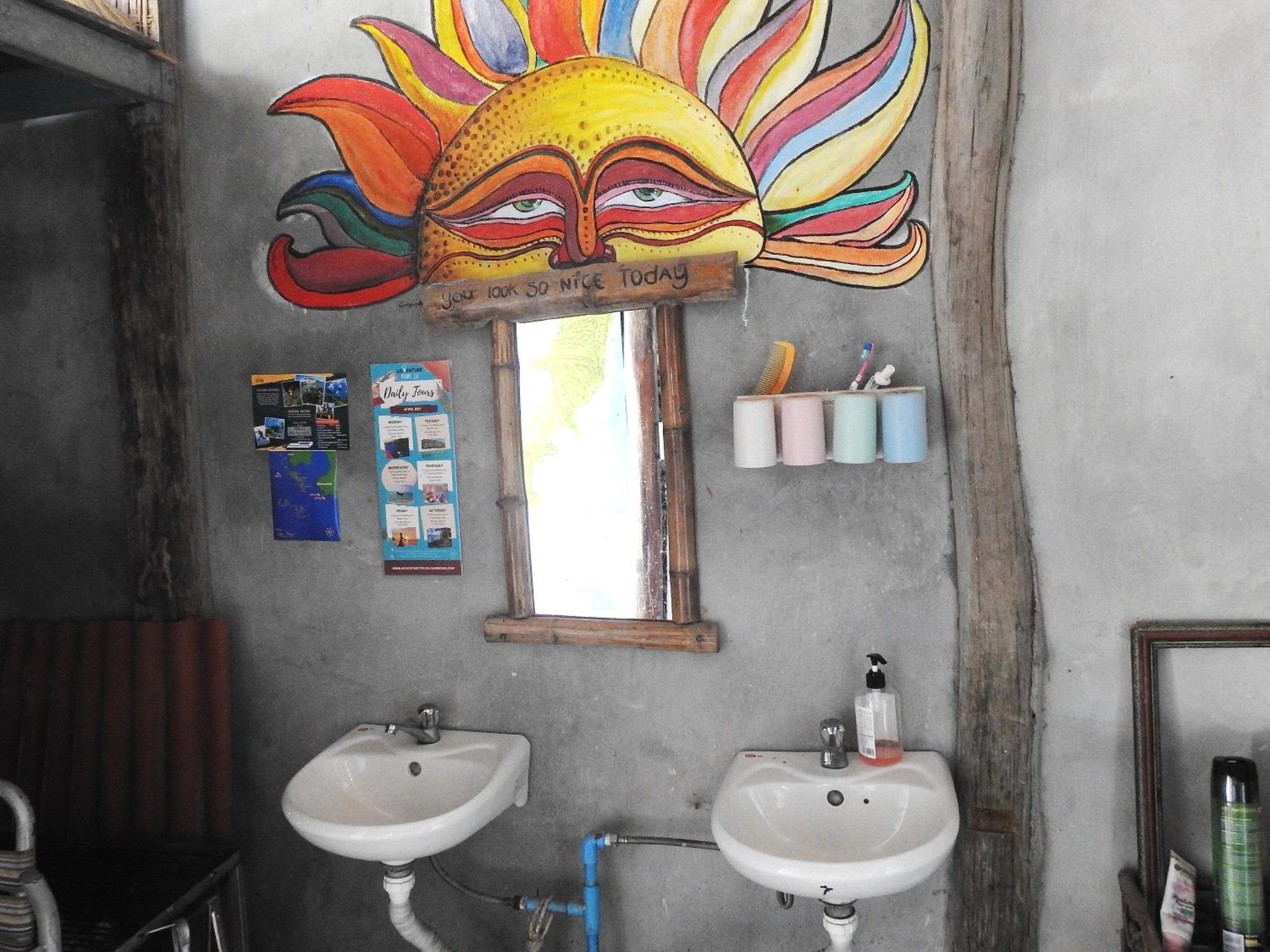 Hostel Spicy23 - M' Pai Bay Preăh Sihanŭk Zewnętrze zdjęcie